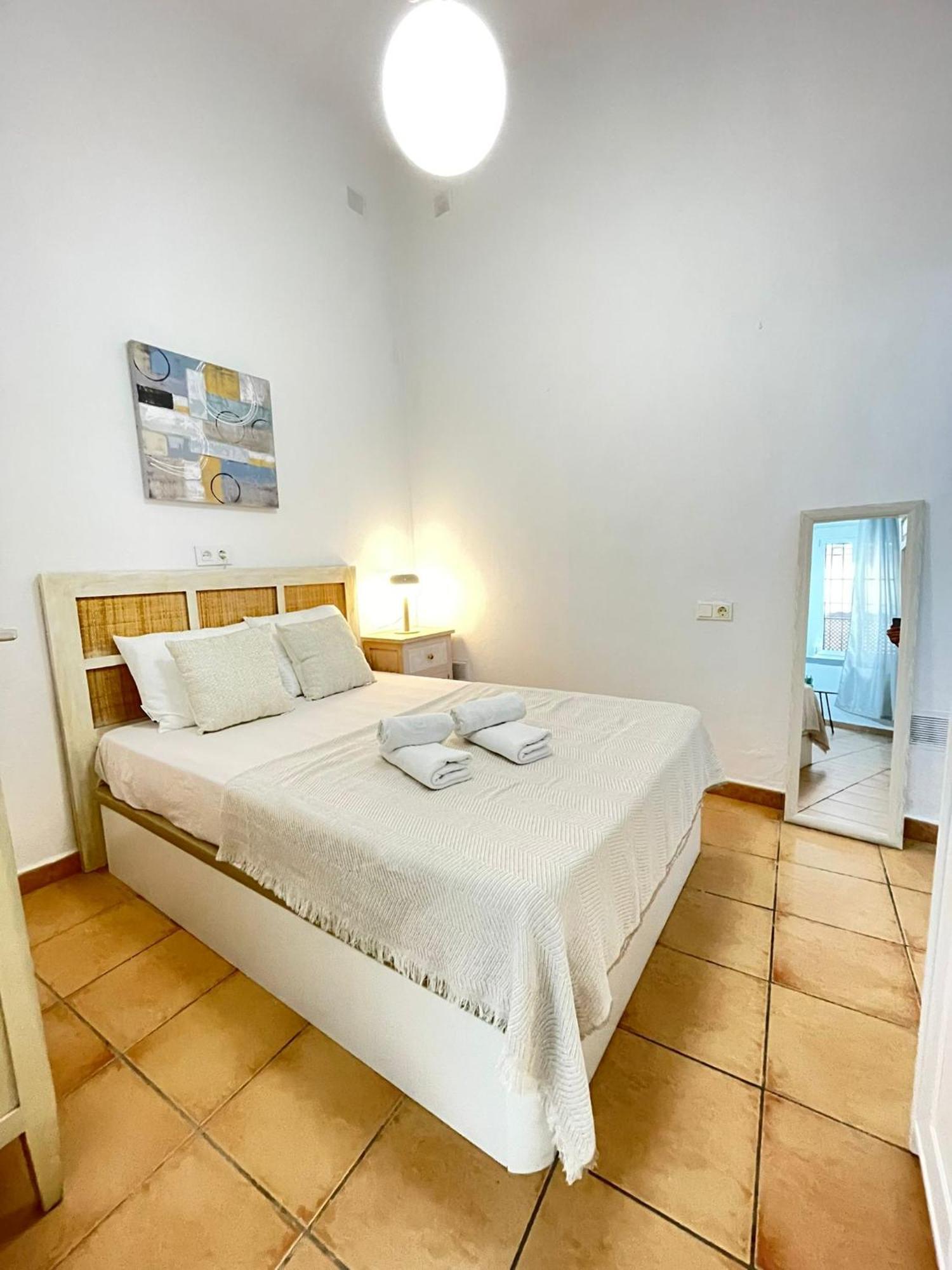 Santa Paula. Centrico Y Acogedor. Apartment Seville Exterior photo